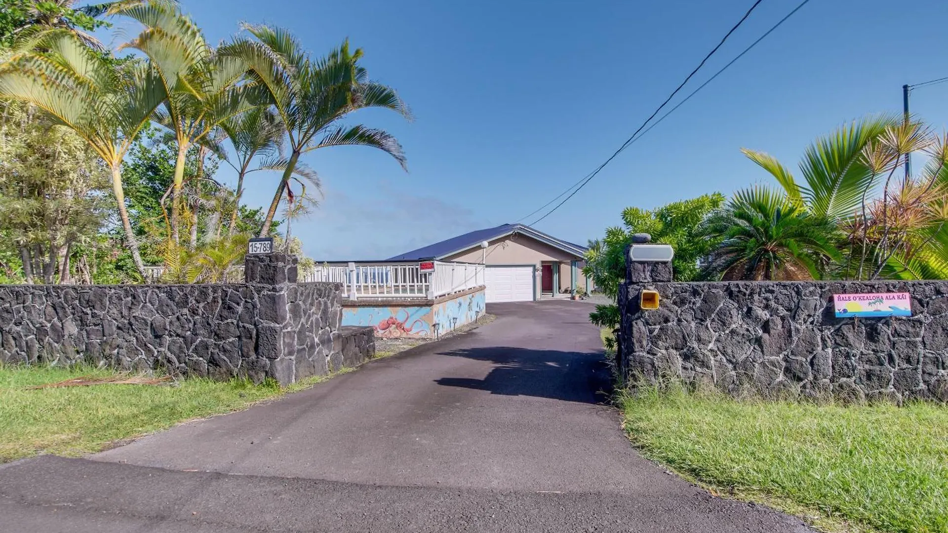Coastal Keaau Home With Ocean And Sunrise Views! Vakantiehuis