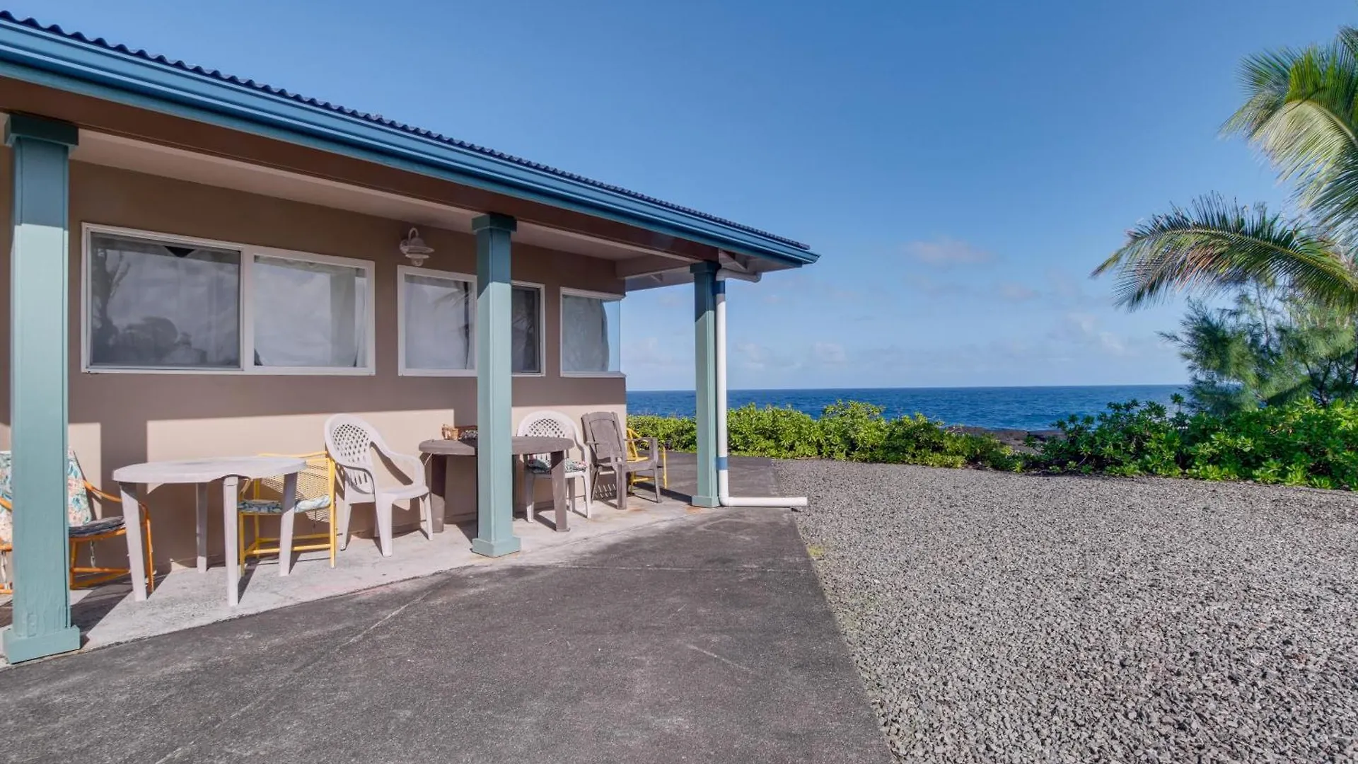 Vakantiehuis Coastal Keaau Home With Ocean And Sunrise Views!
